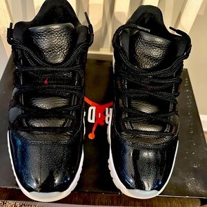 72-10 Jordan 11 lows